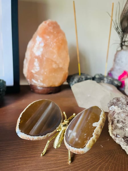 Image of Natural agate contrasted butterfly