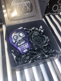 Skulls & Roses