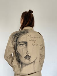 Image 5 of Chemise « l’innocence et l’amour »