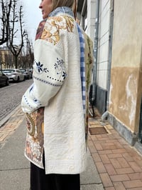 Image 16 of Beige/blue wonder coat (s-l)