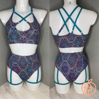 Image 2 of Paisley set