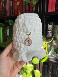 Image 1 of Ghost Wallpaper Stitch Marker