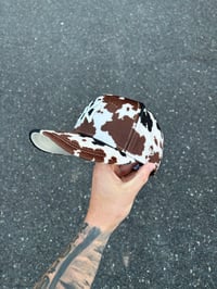 Image 4 of  COW FUR NEW YORK YANKEES CUSTOM FITTED CAP