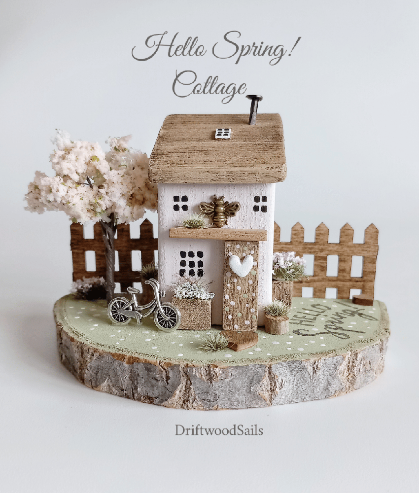 Hello Spring! Cottage (made to order) | DriftwoodSails