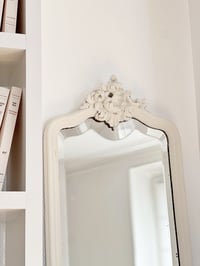 Image 2 of Petit miroir Louis XV