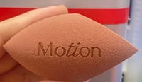 Image 2 of VELVET BAKE beauty sponge 