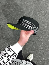 Image 2 of  SAFTEY BRIM FULL BARB BLACKOUT NEW YORK YANKEES CUSTOM FITTED