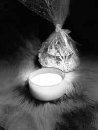 Image 9 of Beautiful Purple Soy Bowl Candle  ( White Chocolate & Rasberry)