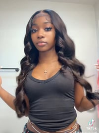 Image 2 of 13x6 hd lace 26 inch bodywave 180% density 