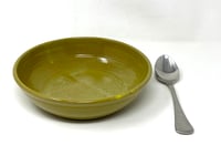 Image 2 of Every Day bowl ‘Chartreuse’ glaze