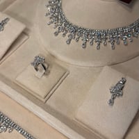 Image 4 of The Mina set 