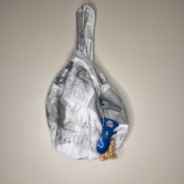 Mesh and patwork knot bag no