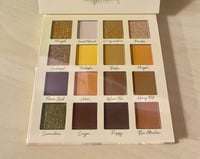 Image 3 of BEBELLA COSMETICS - SWEET SUNFLOWER EYESHADOW PALETTE 