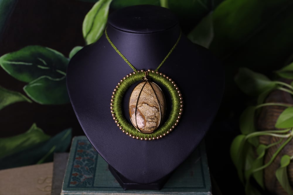 Image of Green linen picture jasper necklace