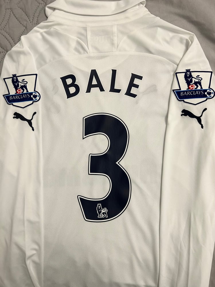 Image of Tottenham Hotspur “BALE 3” 2011/12 Match Issued 2011/12 Long Sleeve Home Shirt + patches (XL)