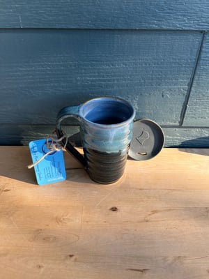 Image of M47 Tall Slim Black Mug Speckled Blue Lip