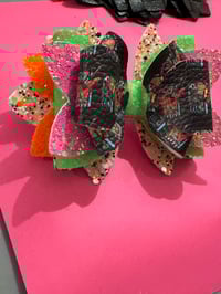 Image 3 of MTV Neon bow