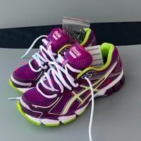 Image 1 of  size: us8 uk6 eu39.5 cl25