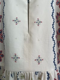 Image 6 of Ella dress in white with flowers (l)