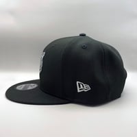 Image 4 of NEW ERA TIGER 9FIFTY SNAP BACK CAP DESIGNED by MUTSUO