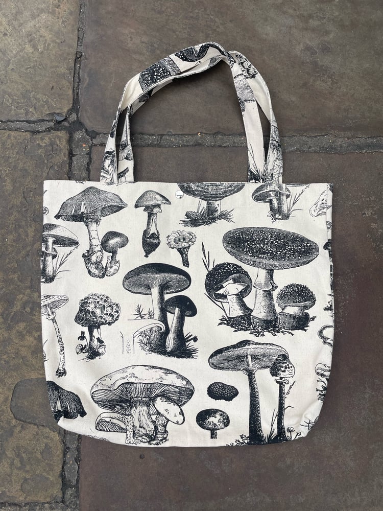 Image of Mushroom Beach Bag