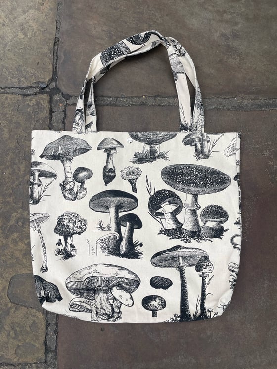 Image of Mushroom Beach Bag