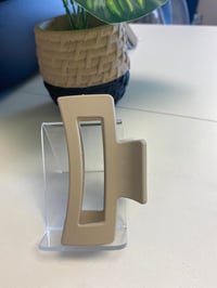 Image 5 of SQUARE HAIR CLAW 3 inches 