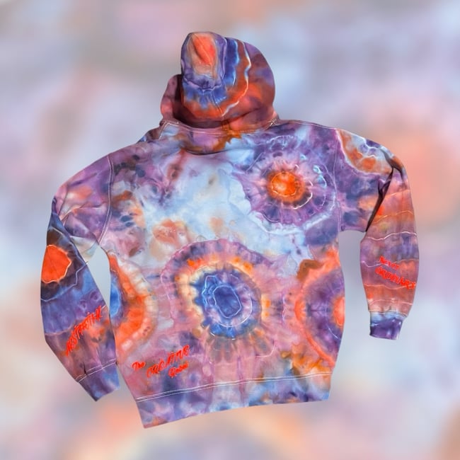 ICE DYED HEAVYWEIGHT HOODIE w/Geode  (orange/purp/blue