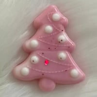 CHRISTMAS TREE MISTLETOE KISSES