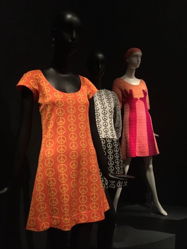 1967 Alvin Duskin knit rare PEACE dress vintage 60s