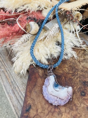 Image of Amethyst Moon 2