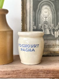 Image 4 of Les Jolis Pots