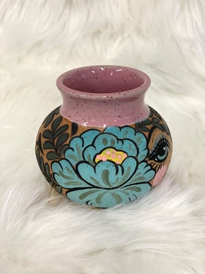 Lady in the Flowers Vase