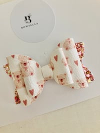 love Teddy bow 
