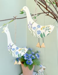Image 1 of SALE! Country Floral Hanging Geese ( Set of 2 )