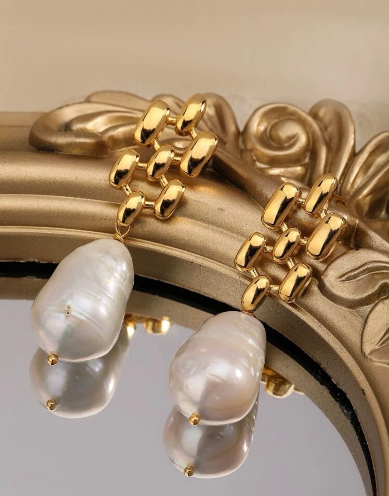 Image of La Perla Earrings
