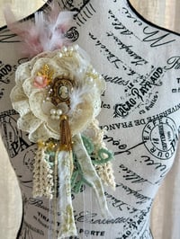 Image 1 of Heirloom Whisper Cameo