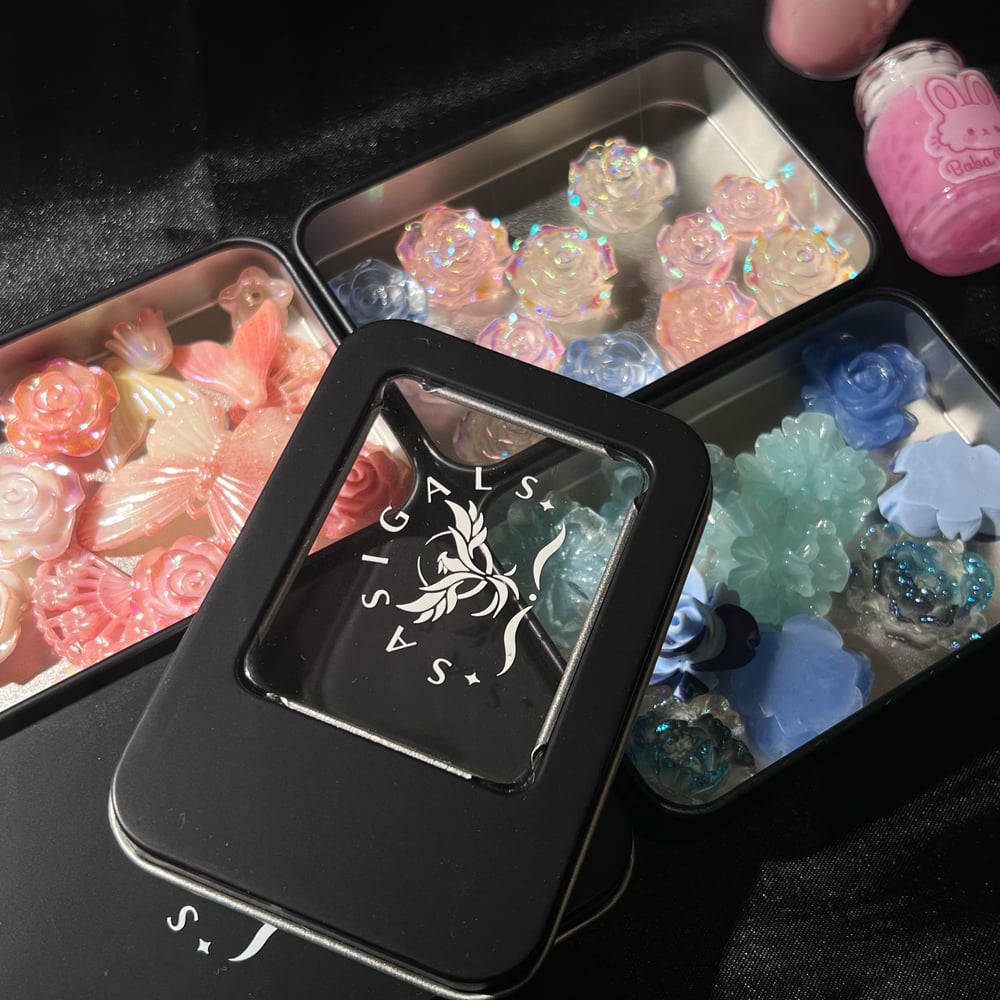 Image of 3+1 Mini Resin Charms For DIY Craft Lovers (Options)