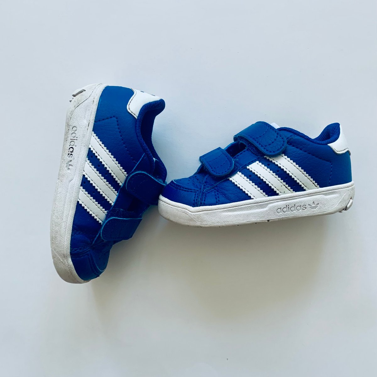 Image of Adidas trainers size uk 5 