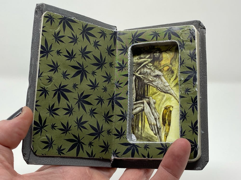 Image of Pocket Bible Joint Case (weed henson)