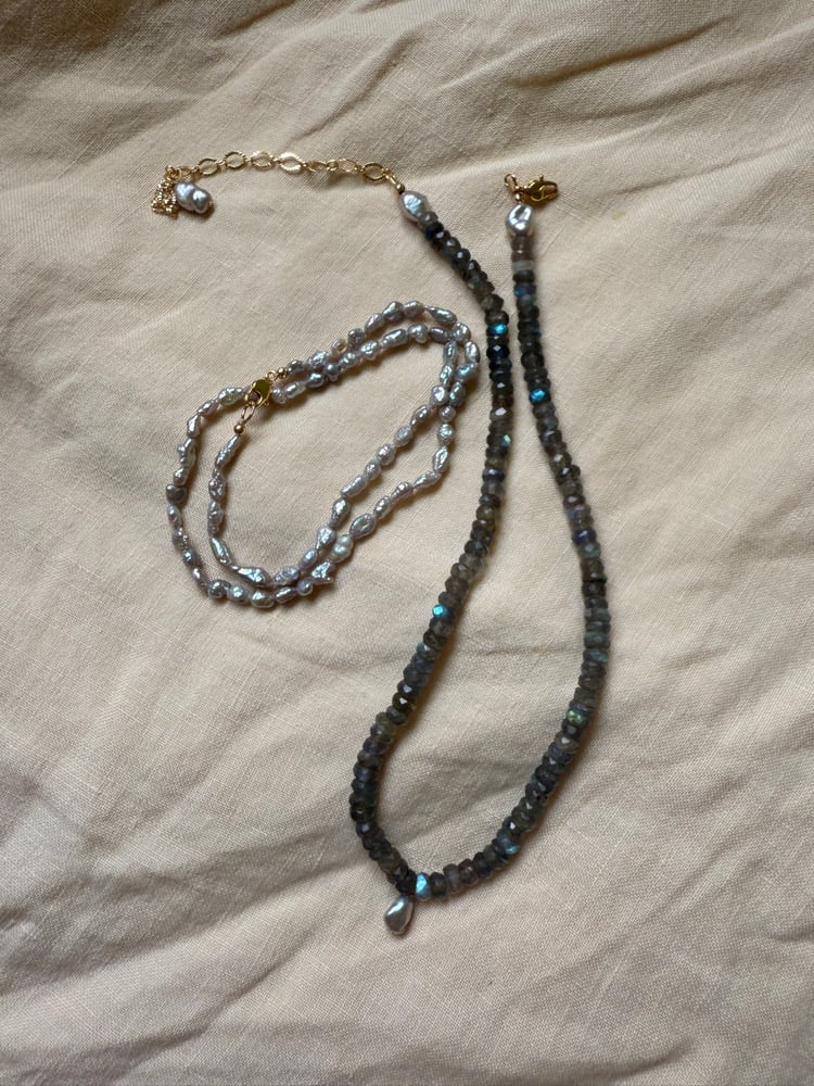 Image of Labradorite keshi necklace  