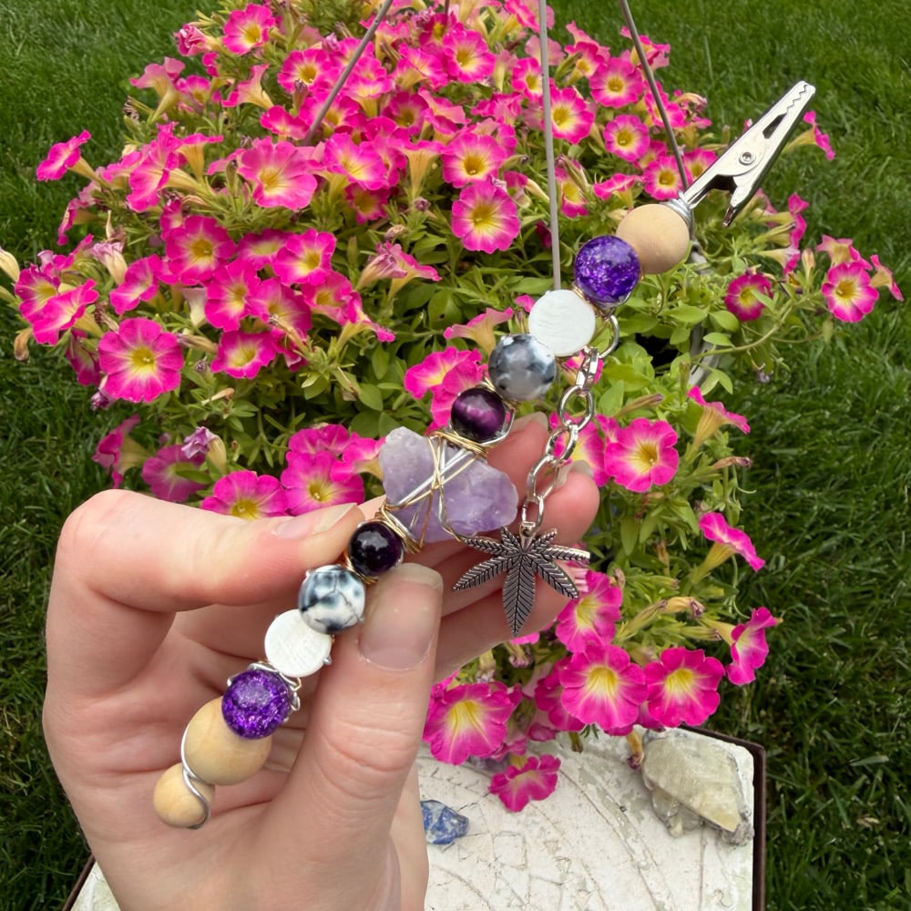 Image of amethyst cloud roach clip 