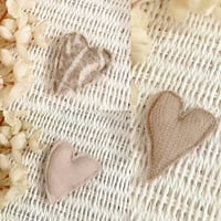 Image 1 of Iittle heart to hold in a hand - 3 variants | neutral photo props