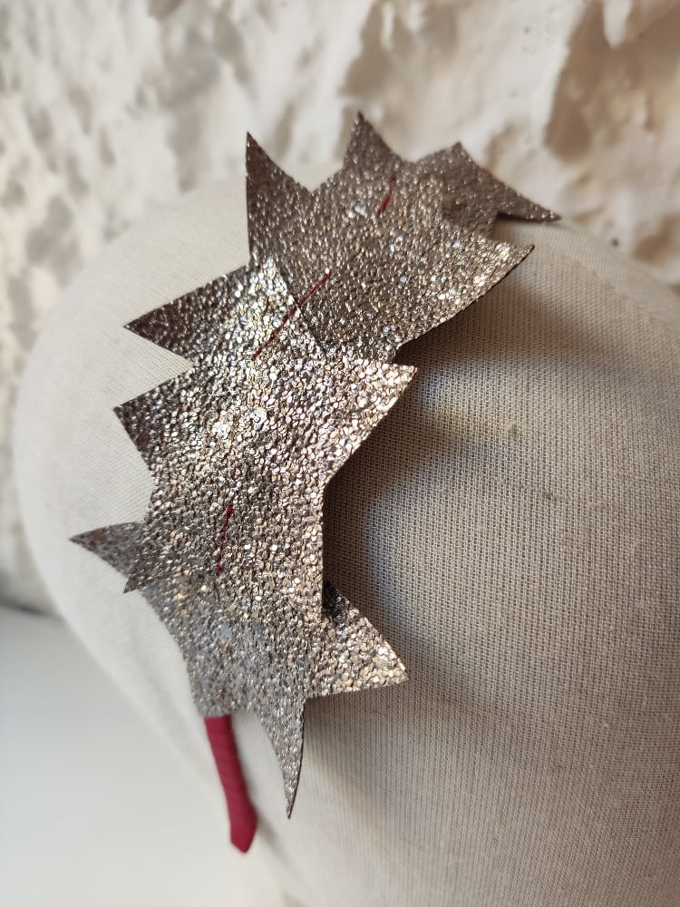 Image of Cerchietto stelle base rossa