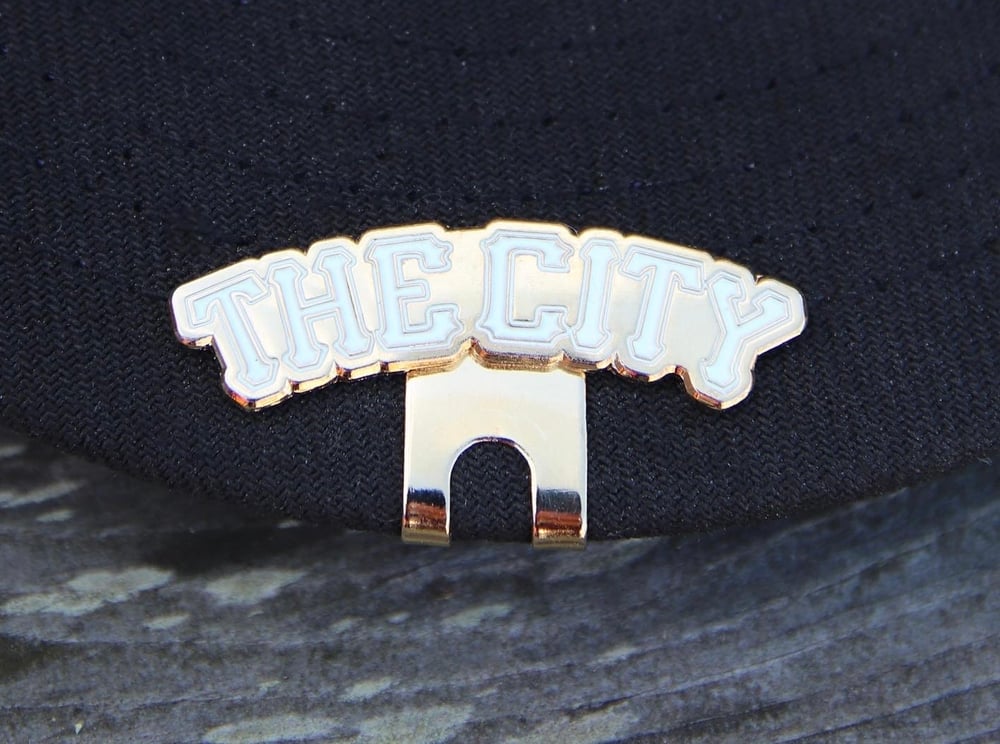 Image of City Clip - Glow White/Gold