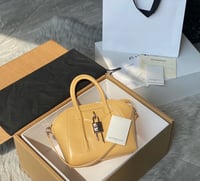 Image 5 of Givènchy Antigona Padlock Bag