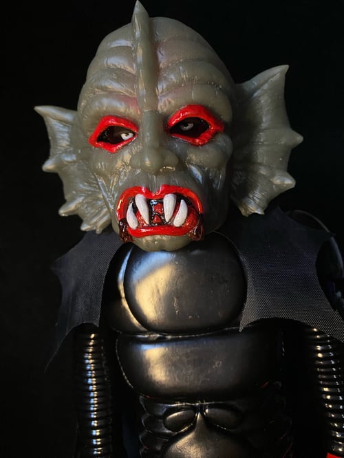 Image of Dracula Iron Monster