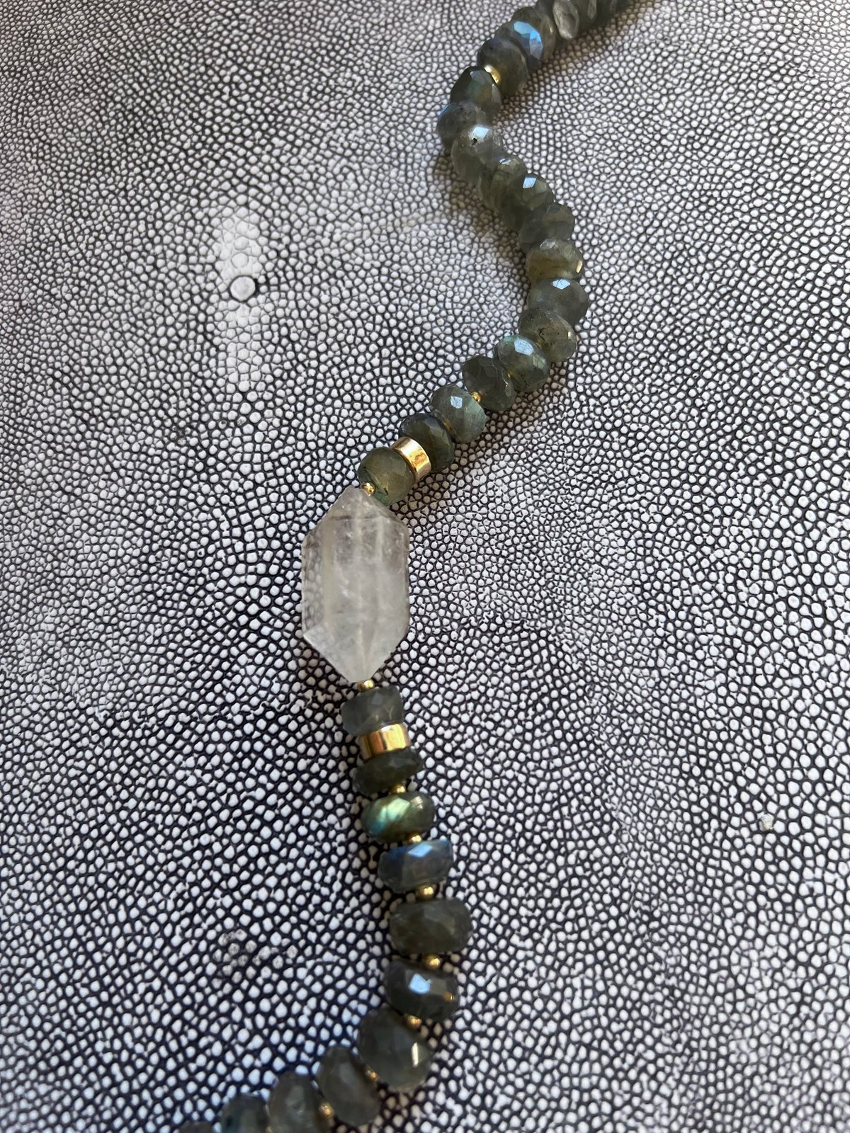 *new* HORIZONS - labradorite + clear tibetan quartz