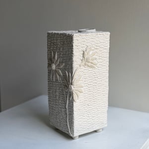 Image of Seagrass Flannel Flower box vase (4234)