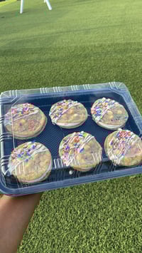 Birthday Cake Cookie Sandwich 